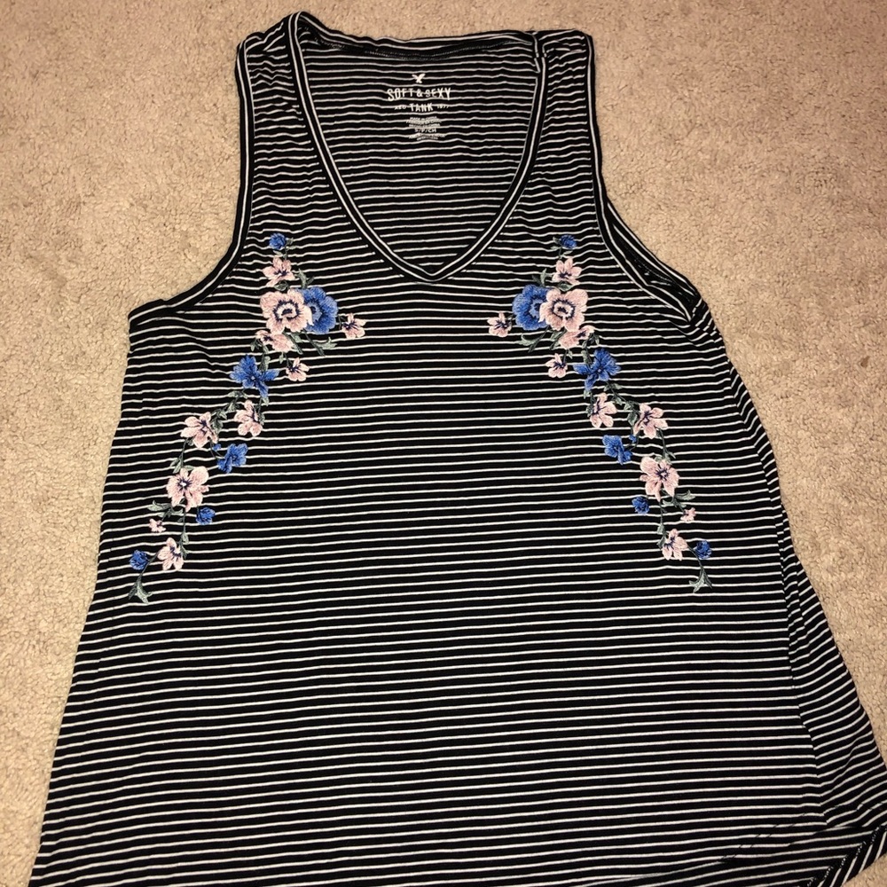 AE floral top